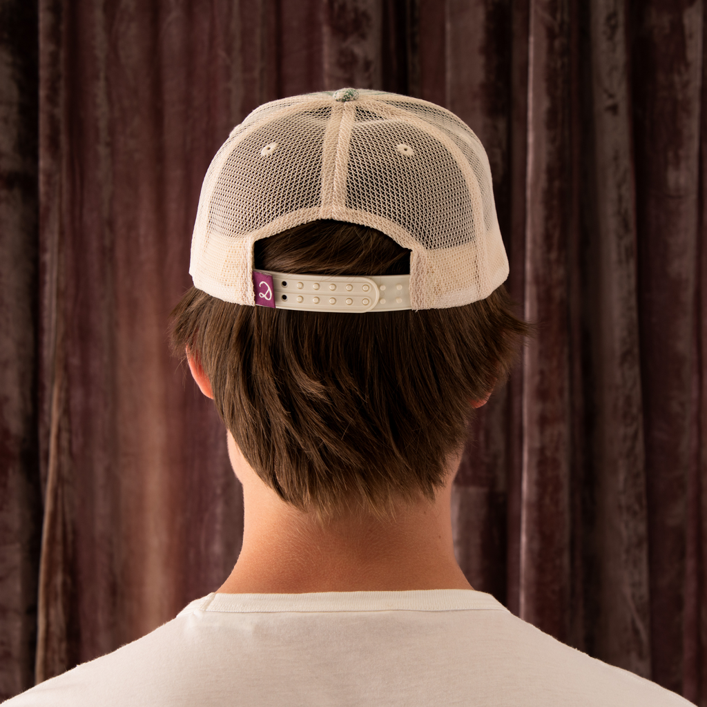 GREEN PLAID TRUCKER HAT