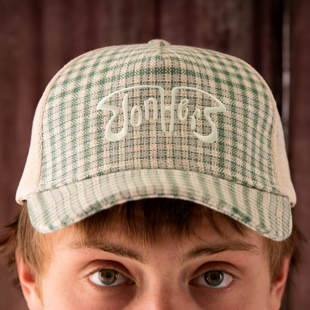 GREEN PLAID TRUCKER HAT