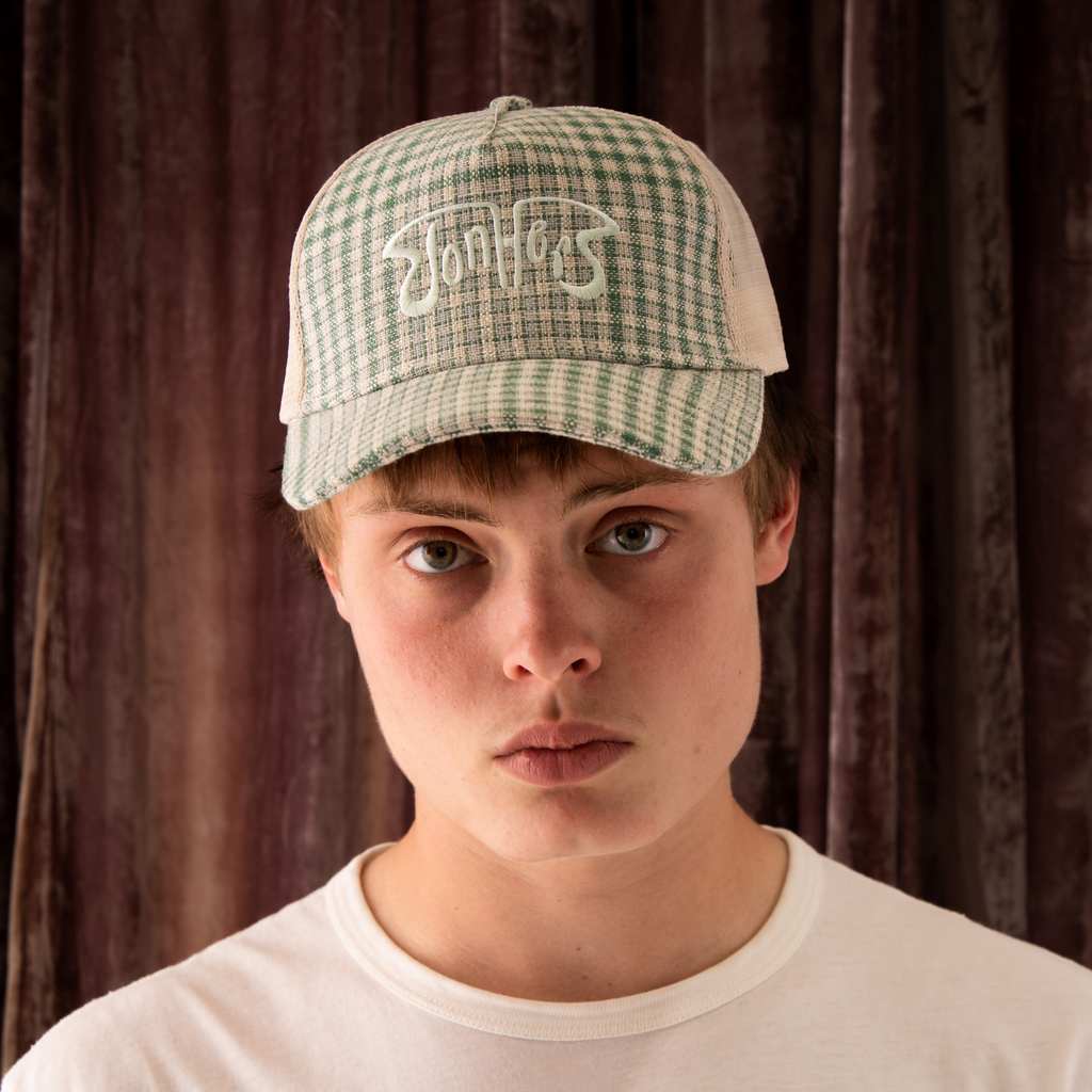 GREEN PLAID TRUCKER HAT
