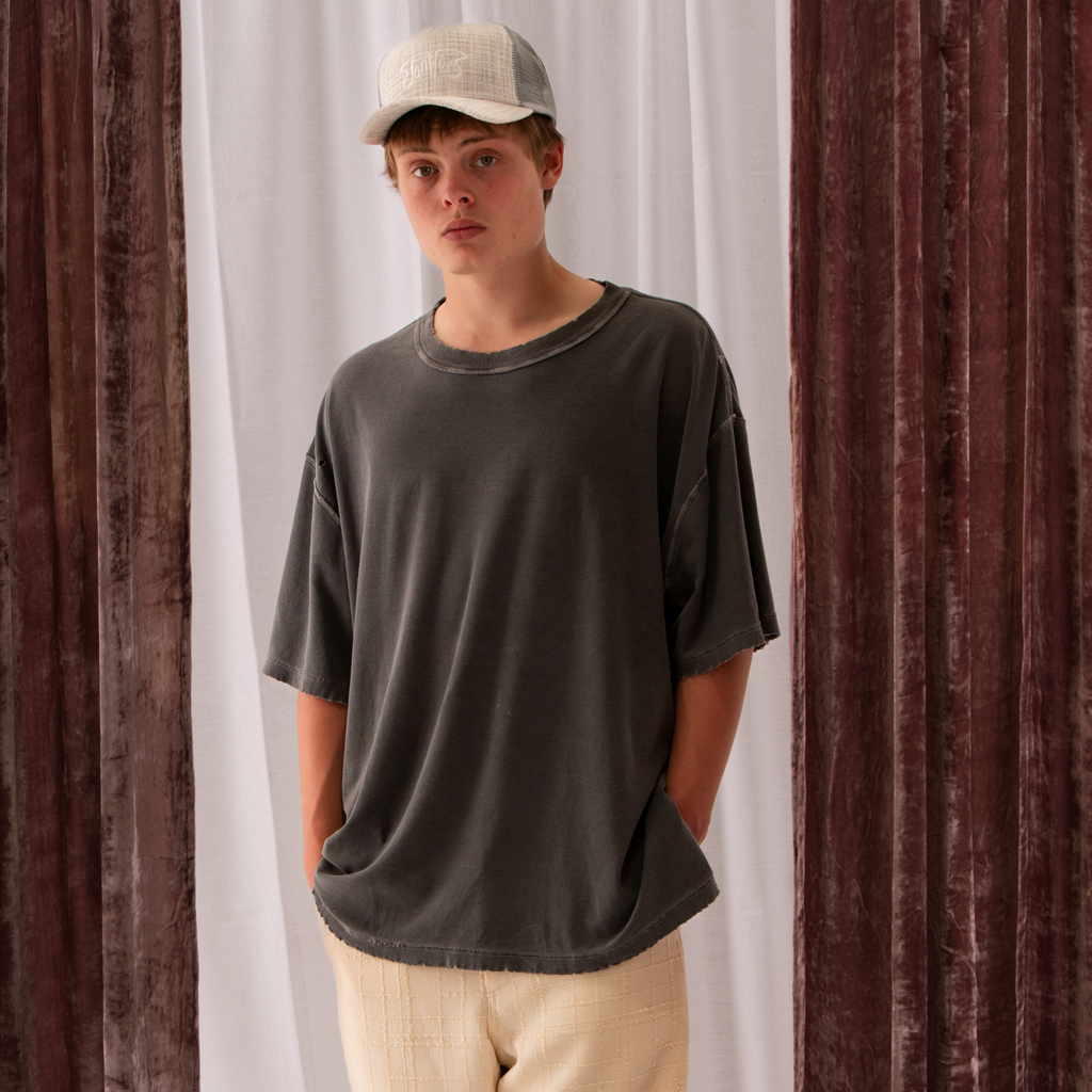 DAWN GREY TRUCKER HAT